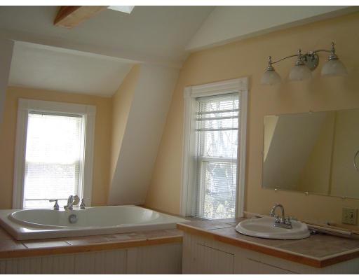 274 Maple St, Middleton, MA 01949 photo 5