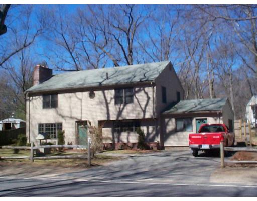 154 Charles St, Reading, MA 01867 photo 1
