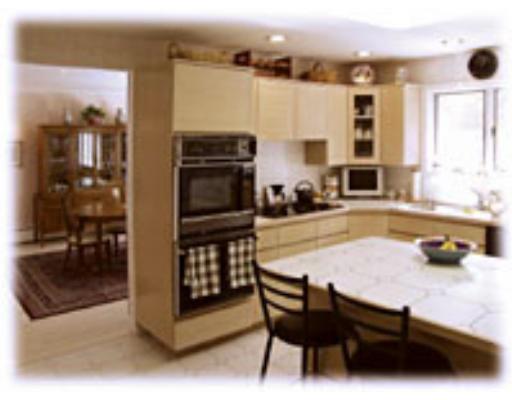 166 Clinton Rd, Brookline, MA 02445 photo 3
