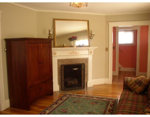 93 Pratt Ave, Dedham, MA 02026 photo 2