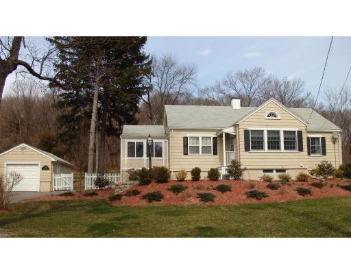 25 Beal St, Hingham, MA 02043 photo 1