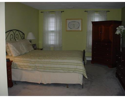 37 Trayer Rd, Canton, MA 02021 photo 10