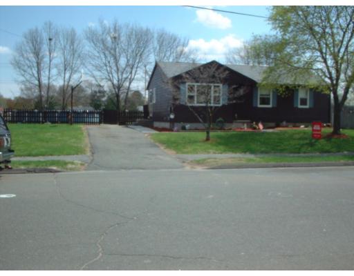 280 Casey Dr, Chicopee, MA 01020 photo 1