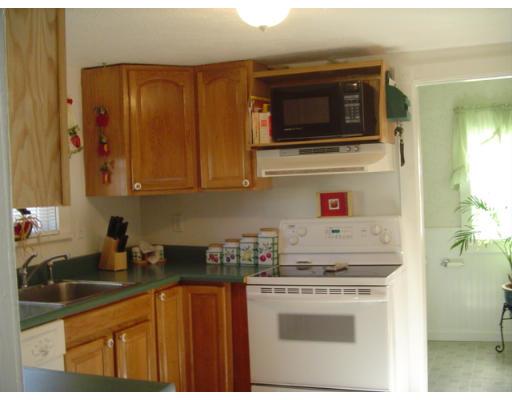 4 Cross St, Ashburnham, MA 01430 photo 2