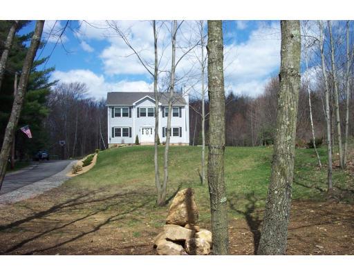511 Woods Rd, Barre, MA 01005 photo 1
