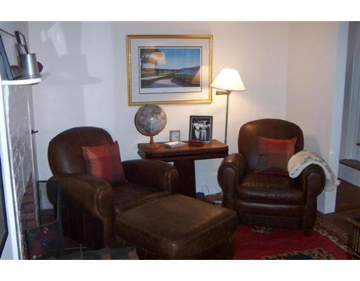8 Elm St, Marblehead, MA 01945 photo 4