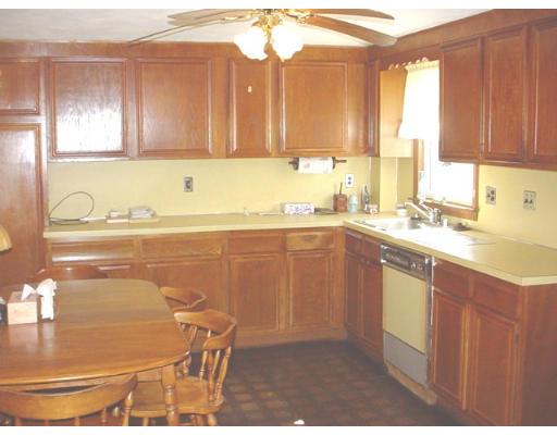 8 High St, Maynard, MA 01754 photo 2