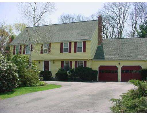 3 Barry Dr, Framingham, MA 01702 photo 1