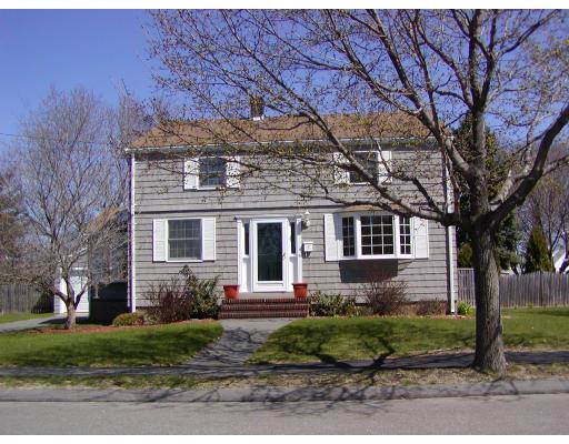 5 Crestline Cir, Danvers, MA 01923 photo 2