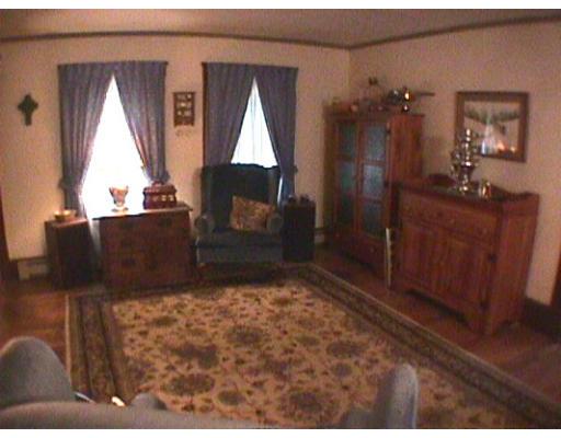 475 Maple St, Franklin, MA 02038 photo 2