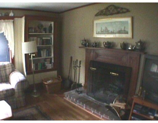 475 Maple St, Franklin, MA 02038 photo 6
