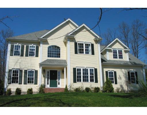 2 Lenox Dr, Franklin, MA 02038 photo 1