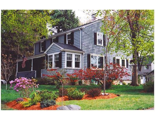17 Fairlawn St, Needham, MA 02492 photo 1