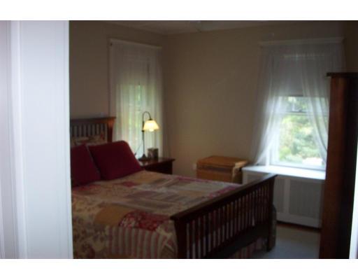 49 Sanderson Ave, Dedham, MA 02026 photo 8