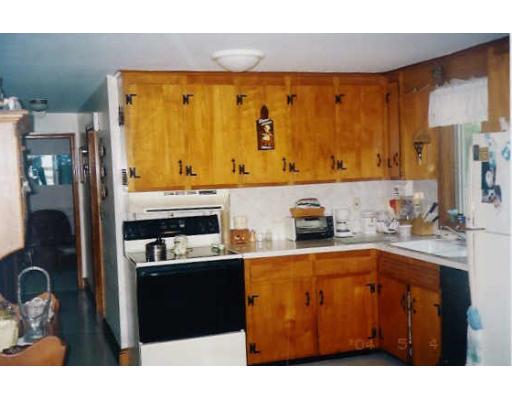 32 Bartlett Rd, Randolph, MA 02368 photo 4