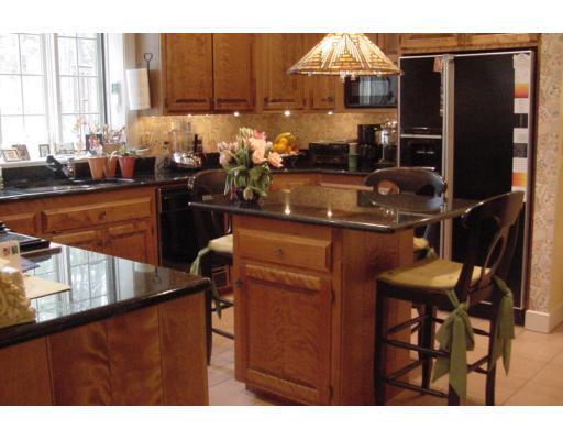 3 Olmsted Dr, Hingham, MA 02043 photo 2