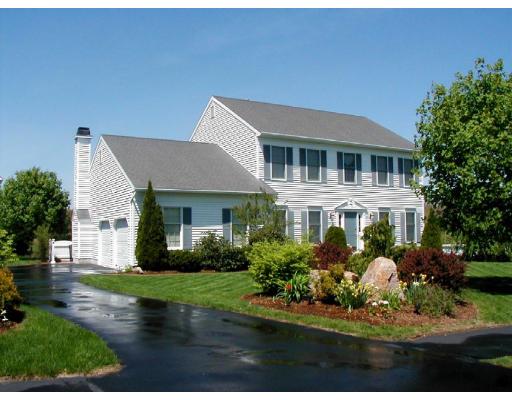 2 Echo Brg, Franklin, MA 02038 photo 1