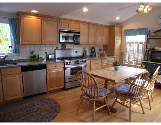 15 Monroe Rd, Marblehead, MA 01945 photo 2