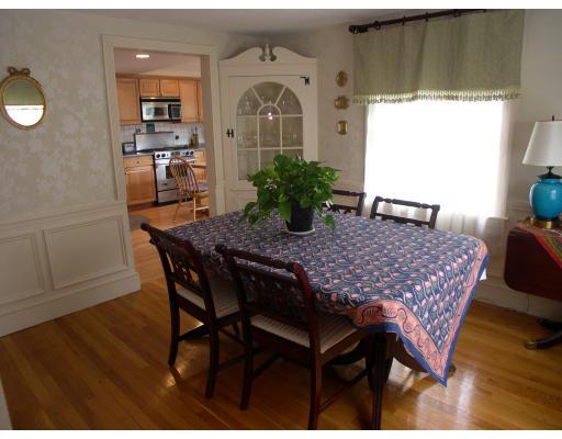 15 Monroe Rd, Marblehead, MA 01945 photo 4