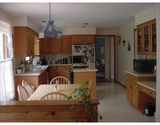 37 Devincent Dr, Stow, MA 01775 photo 3