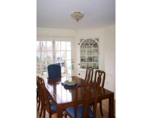 14 Oakhurst Cir, Needham, MA 02492 photo 4