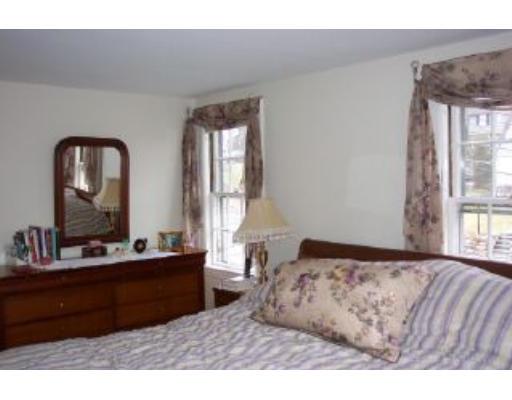 14 Oakhurst Cir, Needham, MA 02492 photo 7