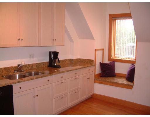 1408 Beacon St # 4, Brookline, MA 02446 photo 3