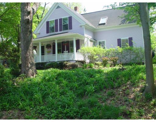 16 Lewis Ct, Hingham, MA 02043 photo 1