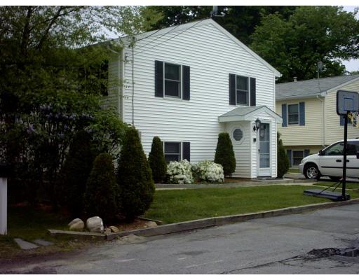 15 Hutton St, Fall River, MA 02720 photo 1