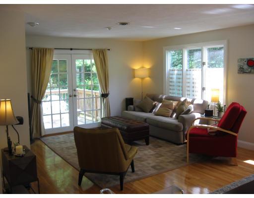 103 Evelyn, Needham, MA 02494 photo 4