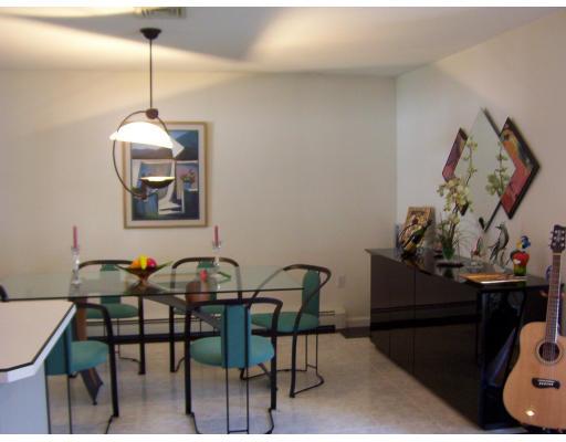 17 Evelyn Rd, Needham, MA 02494 photo 3