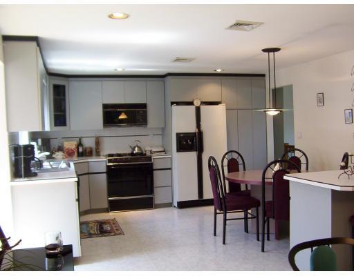 17 Evelyn Rd, Needham, MA 02494 photo 5