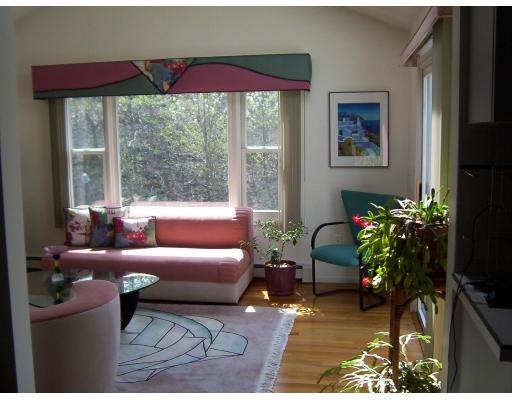 17 Evelyn Rd, Needham, MA 02494 photo 2