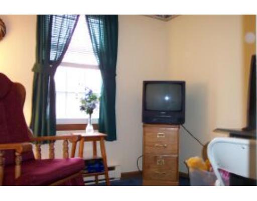 16 Stoneham, Worcester, MA 01604 photo 3
