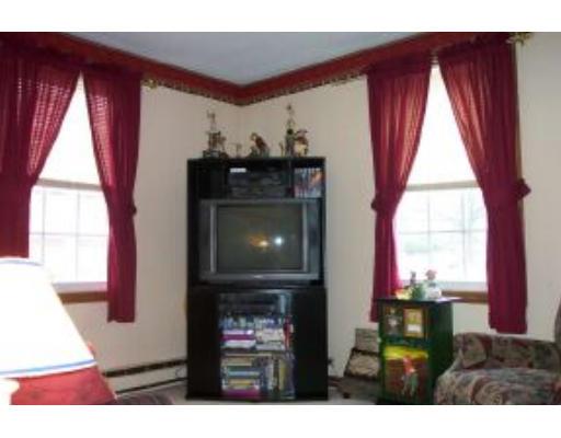 16 Stoneham, Worcester, MA 01604 photo 5