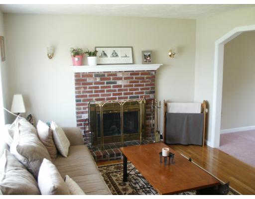 69 Elyse Rd, Mansfield, MA 02048 photo 3