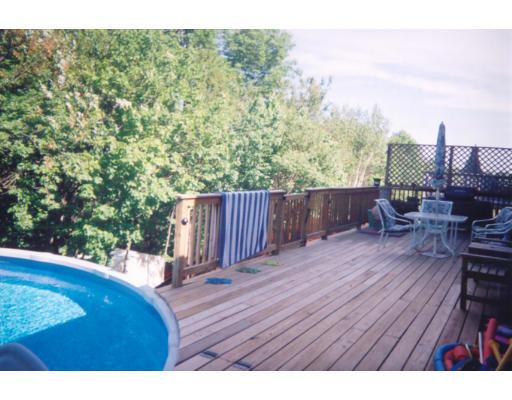 22 Quaker Rd, Worcester, MA 01602 photo 2