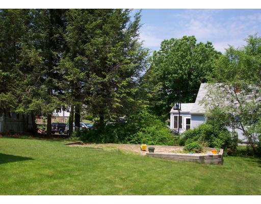 29 Hillside Ave, Webster, MA 01570 photo 6