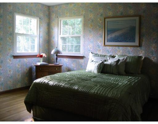 27 Pitman Dr, Reading, MA 01867 photo 4