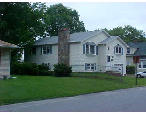 30 Morris St, Webster, MA 01570 photo 1