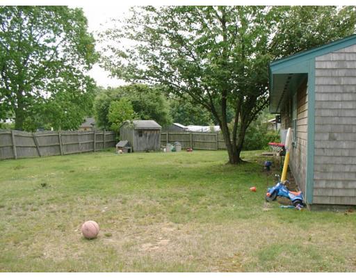 12 Terry Ln, Wareham, MA 02571 photo 3