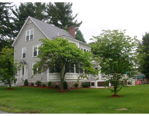 4 Birch Rd, Wellesley, MA 02482 photo 1