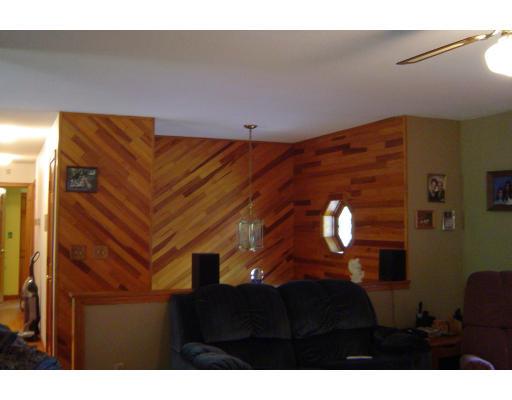1247 Berkshire Ave, Springfield, MA 01151 photo 2