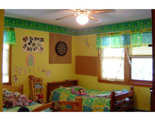 1247 Berkshire Ave, Springfield, MA 01151 photo 4