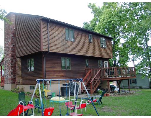 16 Orchard Ave, Webster, MA 01570 photo 2