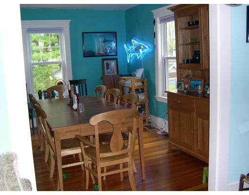 52 Chase St, Danvers, MA 01923 photo 3