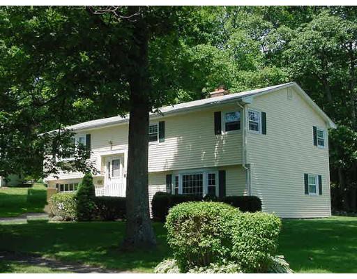 32 Venus Dr, Worcester, MA 01605 photo 1