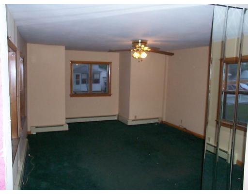 26 E Street Ave, Chicopee, MA 01020 photo 4
