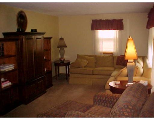 1 Barrows Rd, Worcester, MA 01609 photo 5