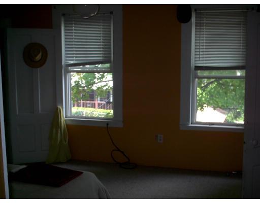 143 Hampden St, Springfield, MA 01151 photo 6